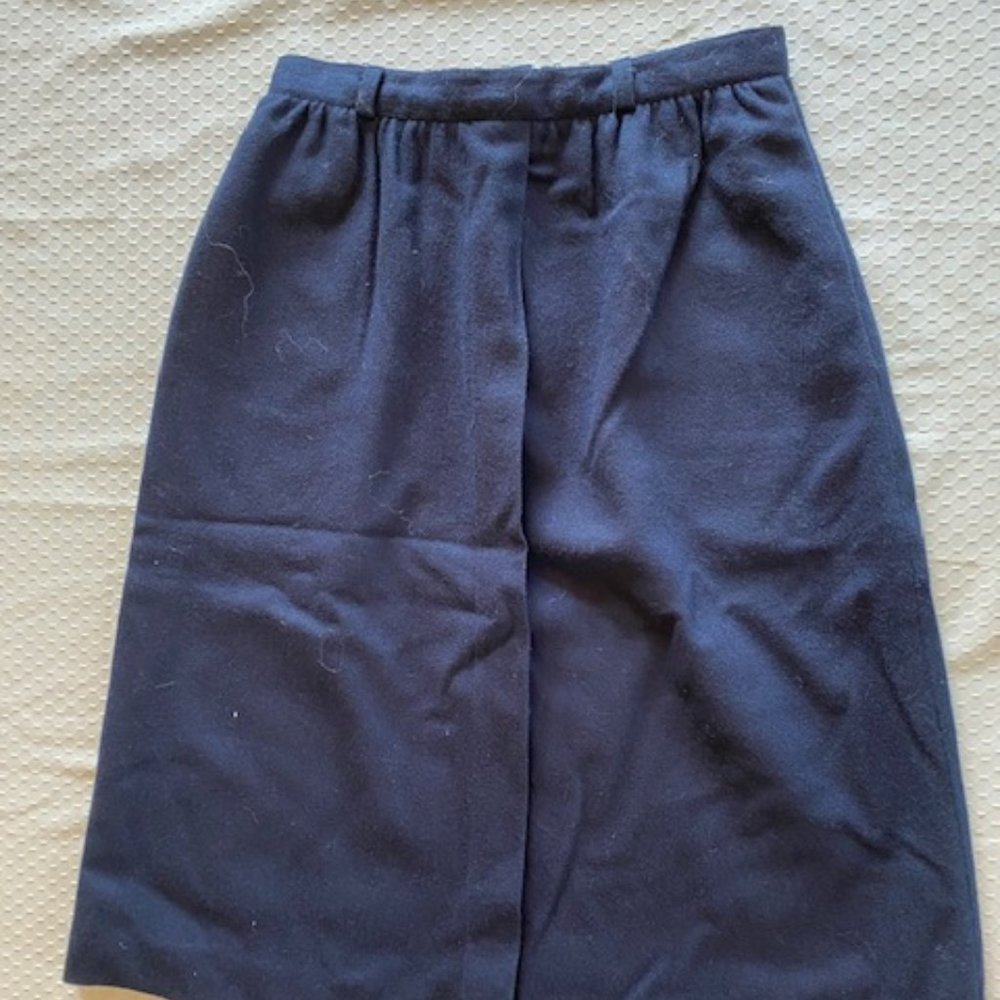 Vintage Women's Wool Skirt, 24" waist, 24" long, navy blue, Int. Garment Workers